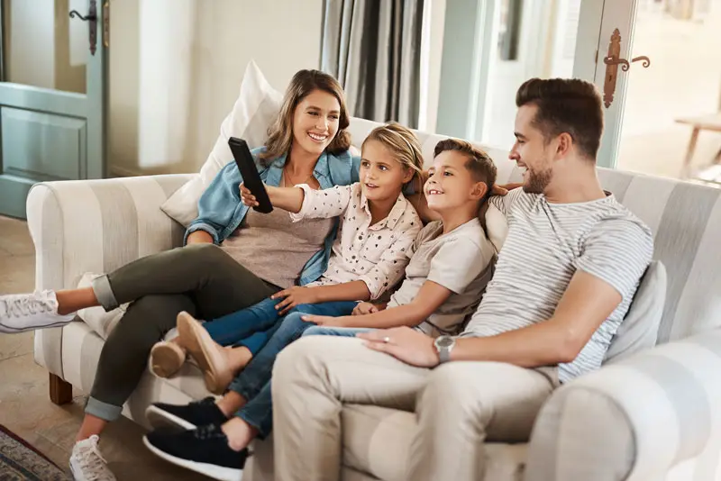laughing-family-2